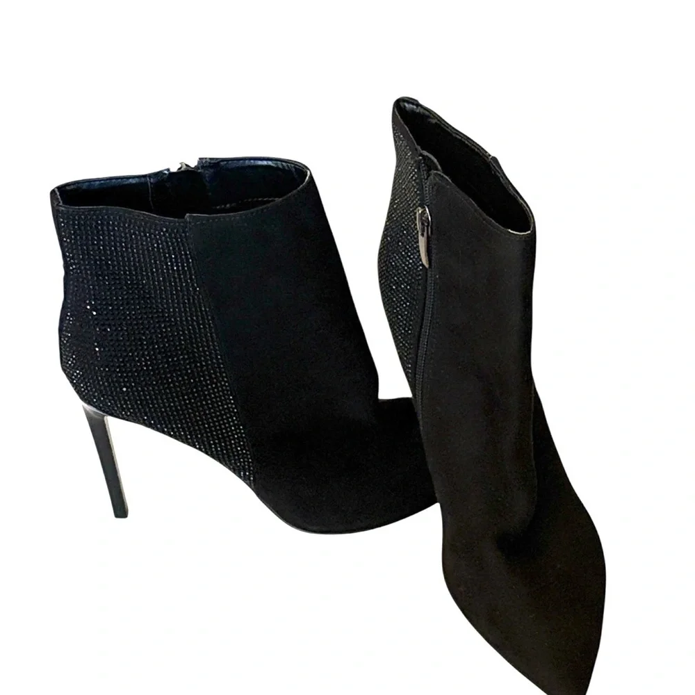 Nine West black faux suede and rhinestone ankle boots/booties, size 9.5